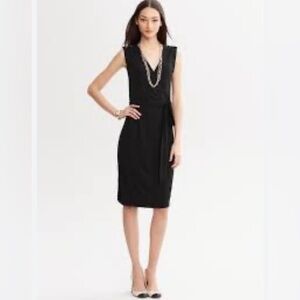 Banana Republic szS Wrap Dress
